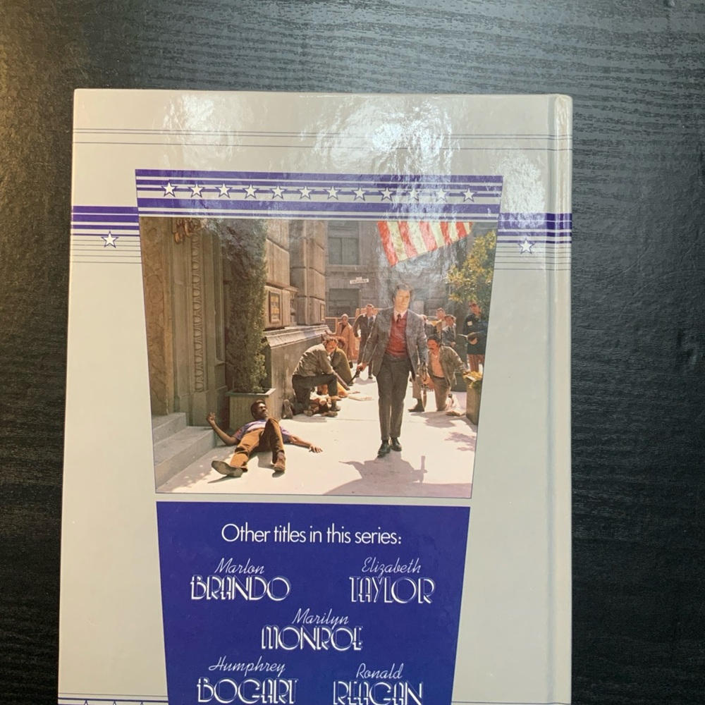 Hollywood Icon Biographies Collection - Picture 7 of 11
